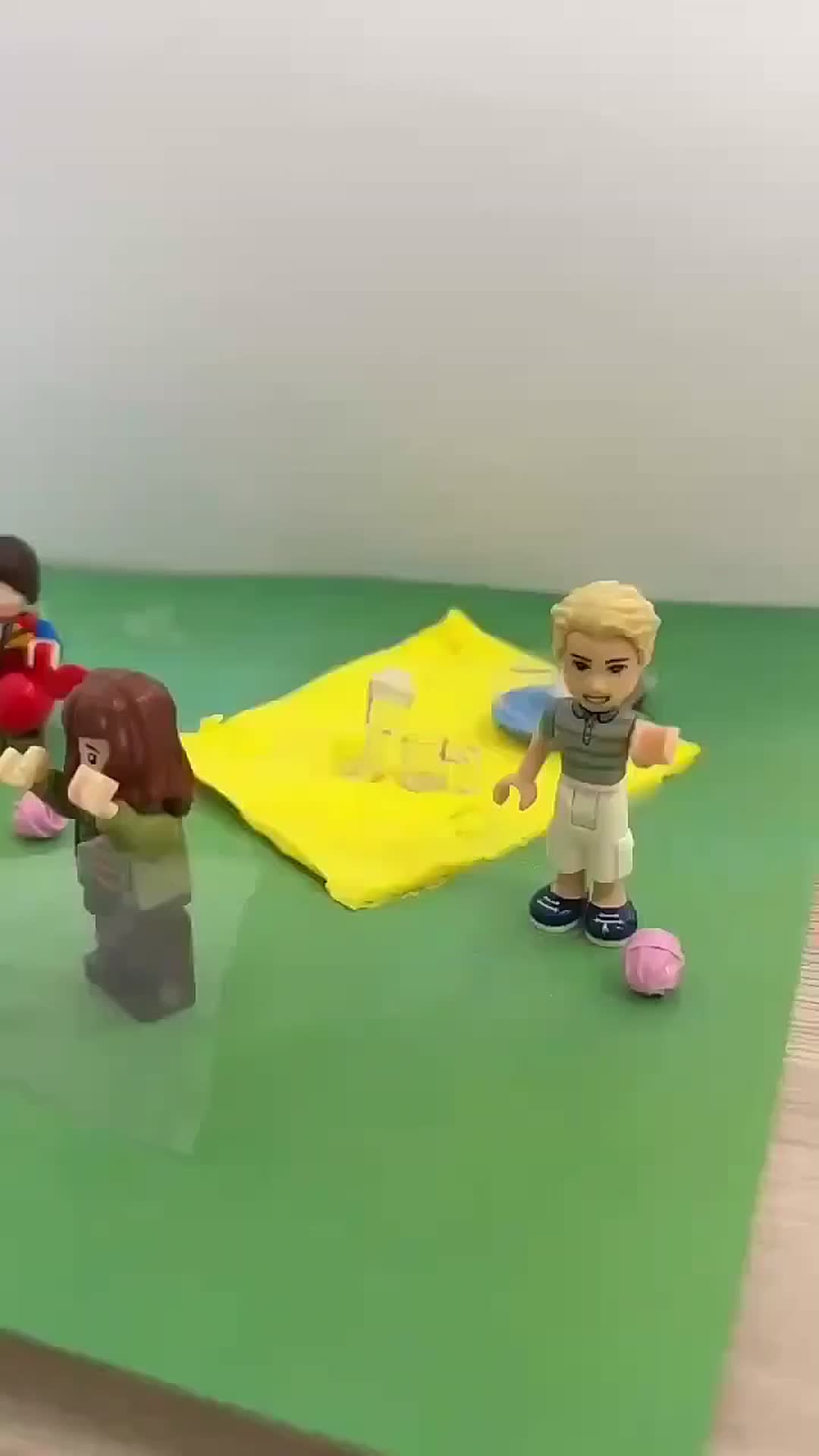 Мультфильм от команды «Эковектор», сборной лицея №130 и школы №91, созданный в рамках проектной смены «Лаборатория защиты воды» Городского экологического фестиваля «ЭкоПрофи».